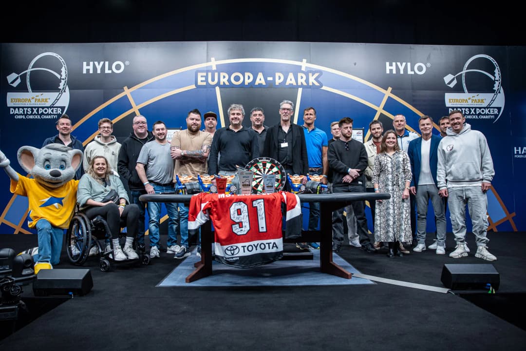 Darts Meets Poker image 3